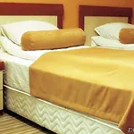 West Hotel 3*