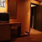 West Hotel 3*