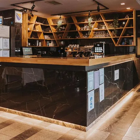 Almy Otel Zeniça