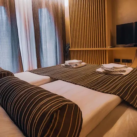 Hotel Almy 3*