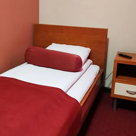 Almy Hotel