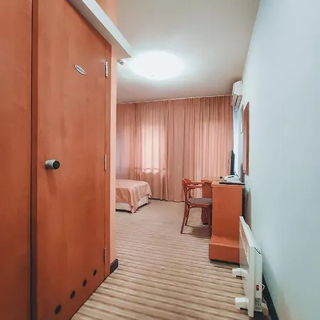 Otel Almy Zeniça