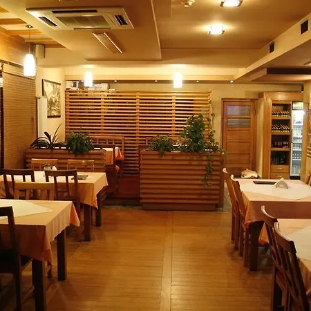 West 3*