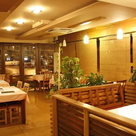 West Hotell